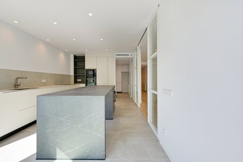 Купить квартиру в Барселона, Испания с 5 спален, 255м², № 1287 - фото 17