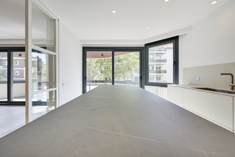 Купить квартиру в Барселона, Испания с 5 спален, 255м², № 1287 - фото 14