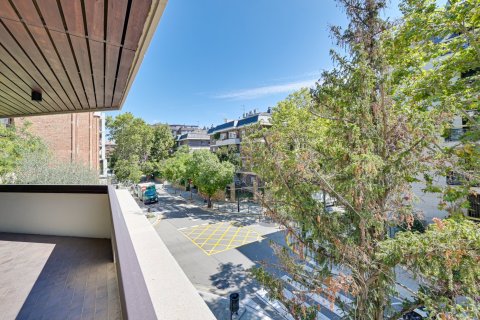 Купить квартиру в Барселона, Испания с 5 спален, 255м², № 1287 - фото 4