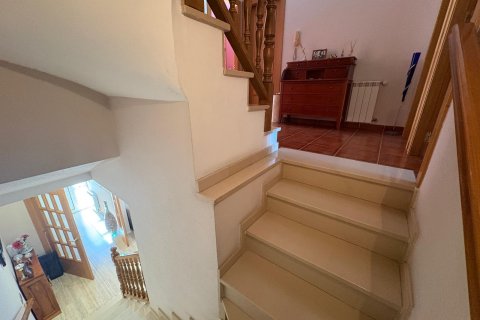 Villa de 3 dormitorios en venta en Barcelona, Cataluña, Spain № 1288 - foto 20