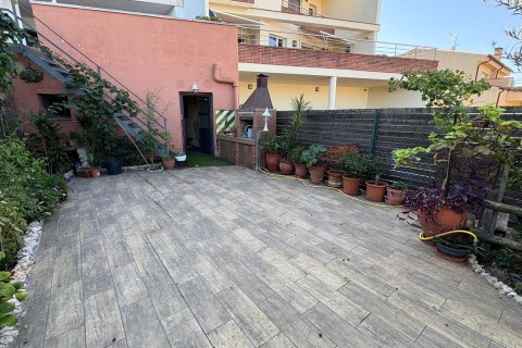 Villa de 3 dormitorios en venta en Barcelona, Cataluña, Spain № 1288 - foto 14