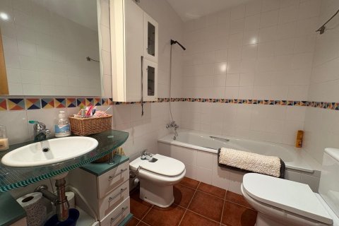 Villa de 3 dormitorios en venta en Barcelona, Cataluña, Spain № 1288 - foto 28