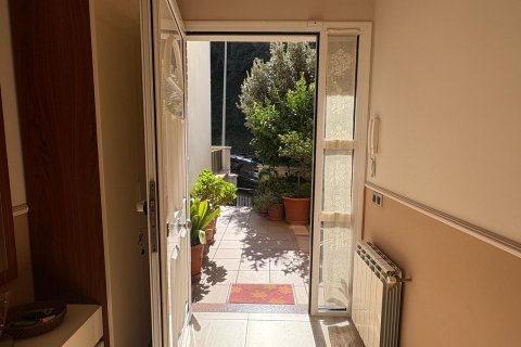 Villa de 3 dormitorios en venta en Barcelona, Cataluña, Spain № 1288 - foto 17