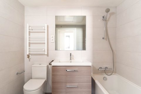 3 chambres apartment à vendre à Barcelona, Catalonia, Spain № 1290 - photo 9