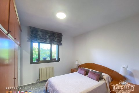 Купить виллу в Аргентона, Испания с 6 спален, 185м², № 962 - фото 17