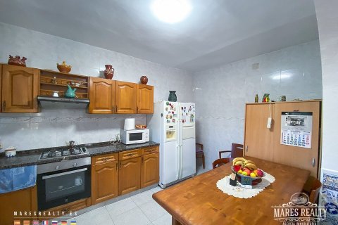 Купить виллу в Аргентона, Испания с 6 спален, 185м², № 962 - фото 12