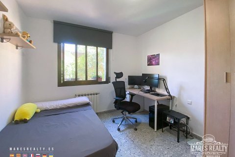 Купить виллу в Аргентона, Испания с 6 спален, 185м², № 962 - фото 20