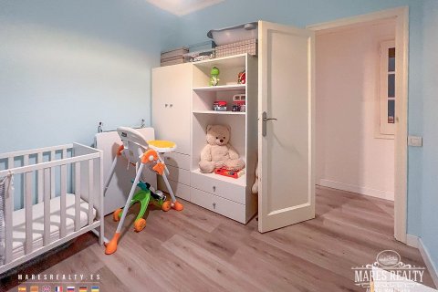 Купить квартиру в Барселона, Испания с 3 спальни, 123м², № 966 - фото 13