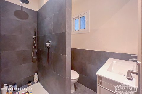 Купить квартиру в Барселона, Испания с 3 спальни, 123м², № 966 - фото 19