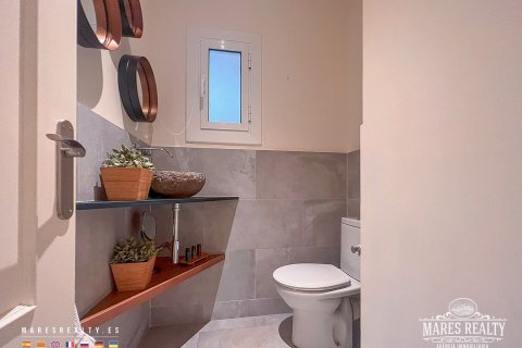 Купить квартиру в Барселона, Испания с 3 спальни, 123м², № 966 - фото 18