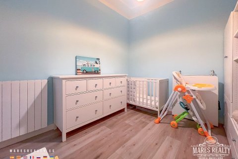 Купить квартиру в Барселона, Испания с 3 спальни, 123м², № 966 - фото 12