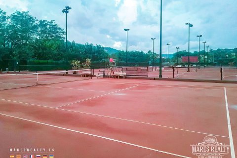 Купить коммерческую недвижимость в Матаро, Испания 254м², № 967 - фото 2