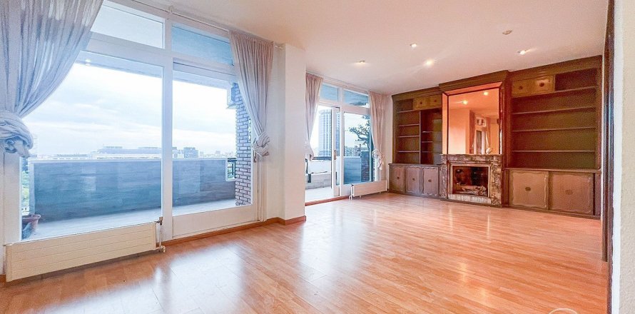 Квартира с 4 спальнями в Барселоне, Каталония, Испания № 965