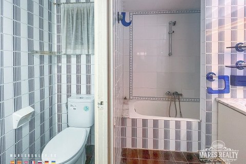 Купить квартиру в Барселона, Испания с 4 спальни, 140м², № 965 - фото 12