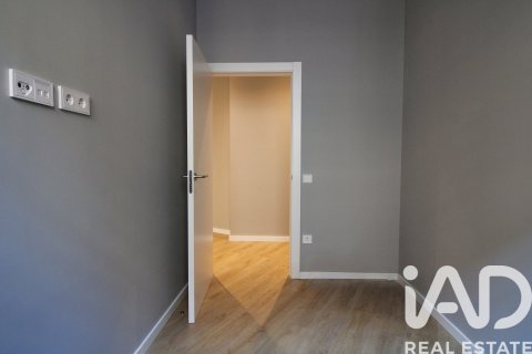 3 bedrooms apartment for sale in Sant Feliu de Llobregat, Barcelona, Catalonia, Spain № 4646 - photo 8