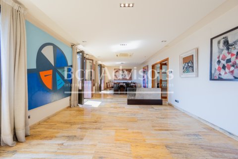 Купить квартиру в Барселона, Испания с 3 спальни, 221м², № 2844 - фото 11