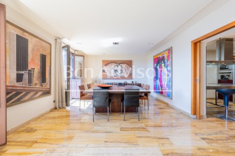 Купить квартиру в Барселона, Испания с 3 спальни, 221м², № 2844 - фото 12