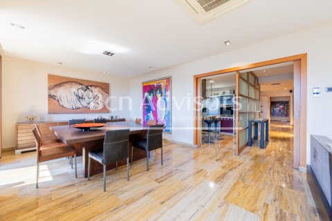 Купить квартиру в Барселона, Испания с 3 спальни, 221м², № 2844 - фото 13