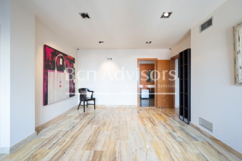 Купить квартиру в Барселона, Испания с 3 спальни, 221м², № 2844 - фото 26