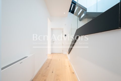 Купить пентхаус в Барселона, Испания с 3 спальни, № 2846 - фото 20