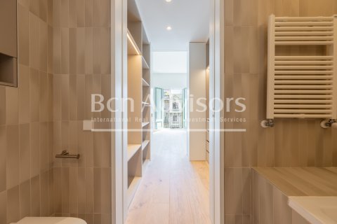 Купить пентхаус в Барселона, Испания с 3 спальни, № 2845 - фото 24