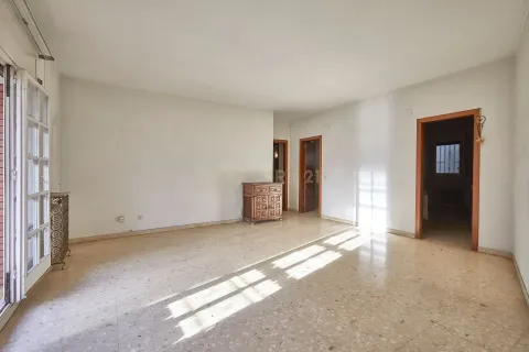 Apartamento de 4 dormitorios en venta en Barcelona, Cataluña, Spain № 6880 - foto 7