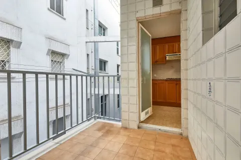 Apartamento de 4 dormitorios en venta en Barcelona, Cataluña, Spain № 6880 - foto 12