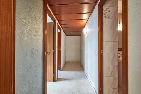 Apartamento de 4 dormitorios en venta en Barcelona, Cataluña, Spain № 6880 - foto 13