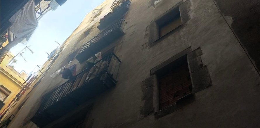 2 bedrooms commercial property for sale in Barcelona, Catalonia, Spain № 6886