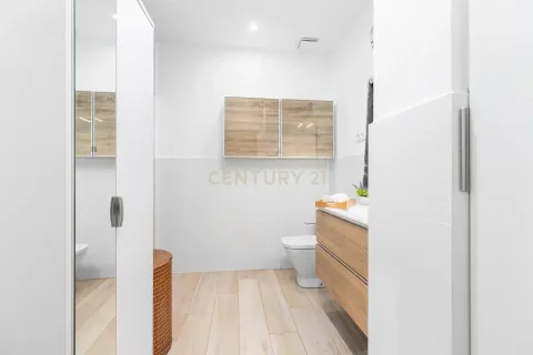 Apartamento de 3 dormitorios en venta en Mollet del Vallès, Barcelona, Cataluña, Spain № 6882 - foto 27