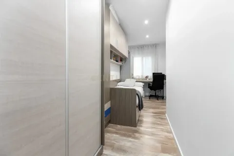 Apartamento de 3 dormitorios en venta en Mollet del Vallès, Barcelona, Cataluña, Spain № 6882 - foto 19