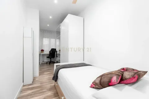 Apartamento de 3 dormitorios en venta en Mollet del Vallès, Barcelona, Cataluña, Spain № 6882 - foto 22