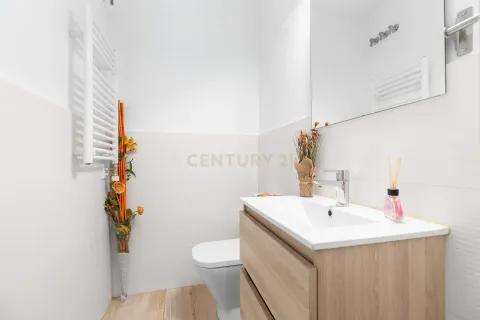 Apartamento de 3 dormitorios en venta en Mollet del Vallès, Barcelona, Cataluña, Spain № 6882 - foto 26