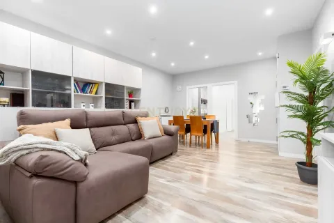 Apartamento de 3 dormitorios en venta en Mollet del Vallès, Barcelona, Cataluña, Spain № 6882 - foto 3