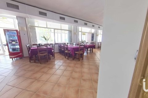 448 sq.m. cafe / restaurant for sale in Miami Platja, Tarragona, Catalonia, Spain № 4872 - photo 25
