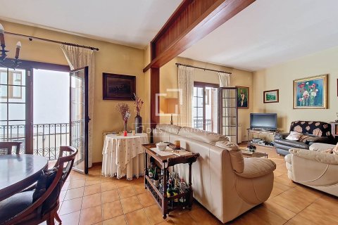 8 chambres villa à vendre à Vilanova i la Geltru, Barcelona, Catalonia, Spain № 3888 - photo 22