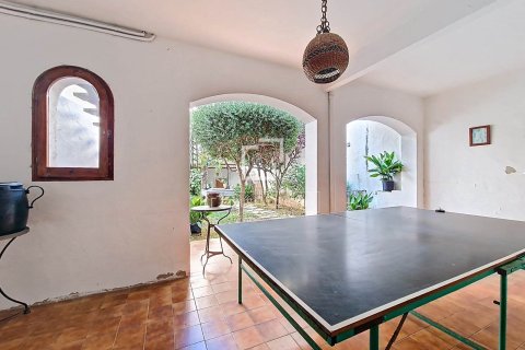 8 chambres villa à vendre à Vilanova i la Geltru, Barcelona, Catalonia, Spain № 3888 - photo 13