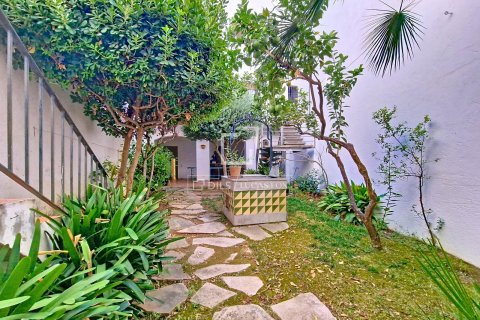 8 chambres villa à vendre à Vilanova i la Geltru, Barcelona, Catalonia, Spain № 3888