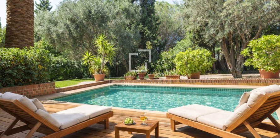 5 chambres house à vendre à Esplugues de Llobregat, Barcelona, Catalonia, Spain № 3890