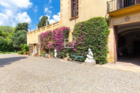 5 chambres house à vendre à Esplugues de Llobregat, Barcelona, Catalonia, Spain № 3890 - photo 9