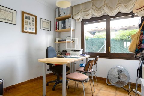 4 chambres villa à vendre à Vilassar de Dalt, Barcelona, Catalonia, Spain № 3892 - photo 17