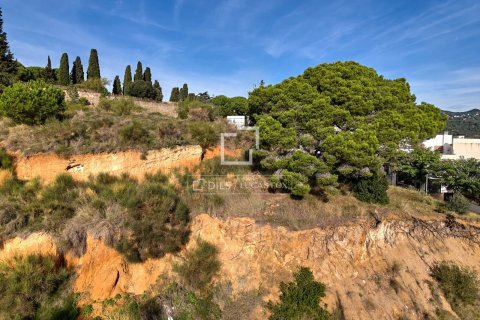 Villa de 4 dormitorios en venta en Caldes d'Estrac, Barcelona, Cataluña, Spain № 3891 - foto 9