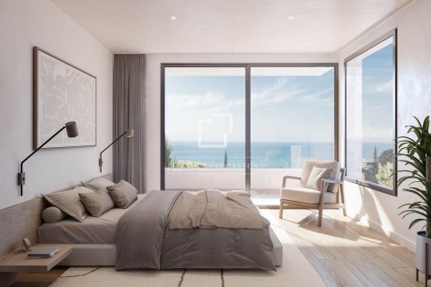 Villa de 4 dormitorios en venta en Caldes d'Estrac, Barcelona, Cataluña, Spain № 3891 - foto 15