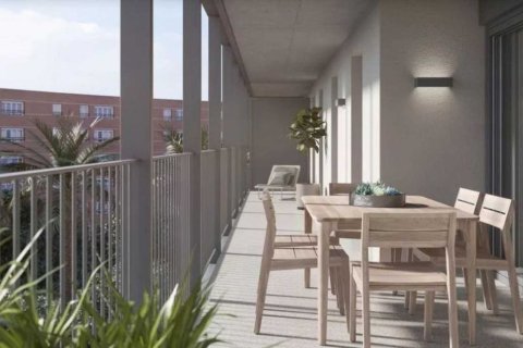 Купить квартиру в Л'Оспиталет-де-Льобрегат, Испания с 4 комнаты, 111.0м², № 3378 - фото 3