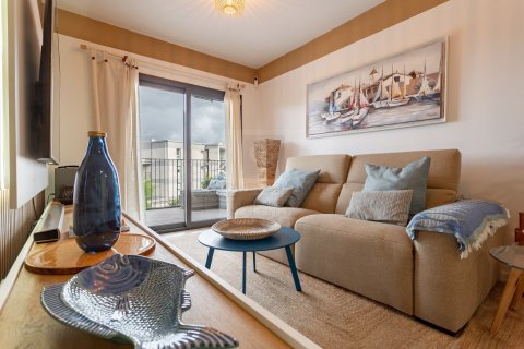 3 bedrooms apartment for sale in Salou, Tarragona, Catalonia, Spain № 5560