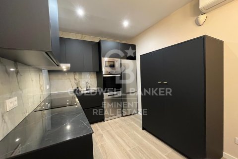 4 bedrooms apartment for sale in Barcelona, Catalonia, Spain № 5563 - photo 12