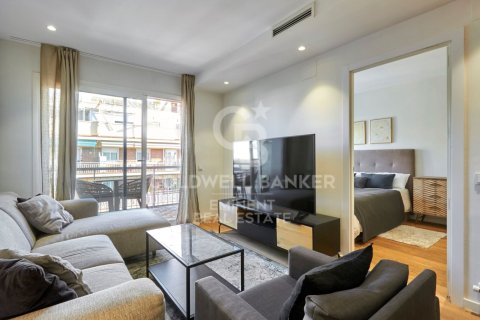 Купить квартиру в Барселона, Испания с 3 спальни, 80м², № 5562 - фото 2