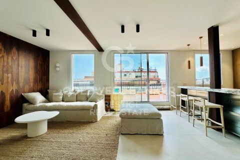 3 bedrooms penthouse for sale in Barcelona, Catalonia, Spain № 5566 - photo 2