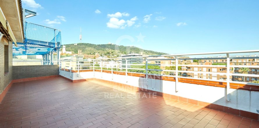 3 bedrooms penthouse for sale in Barcelona, Catalonia, Spain № 5707