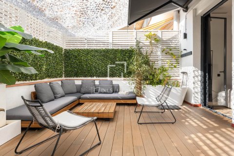 Apartamento de 3 dormitorios en venta en Barcelona, Cataluña, Spain № 4164 - foto 3